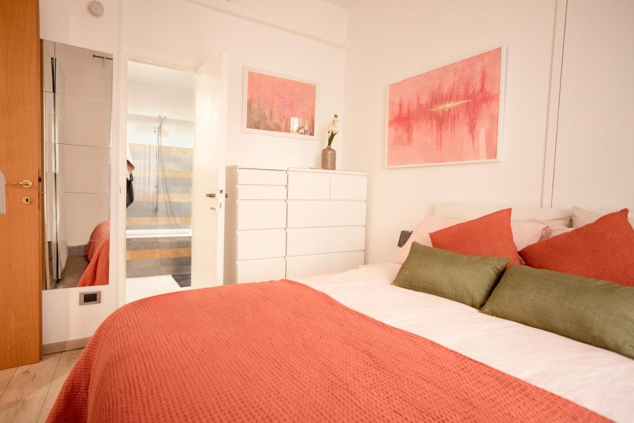 Xenia Apartments - Enjoy Porta Venezia In Modern Apt- 10 Min From Duomo Milánó Kültér fotó
